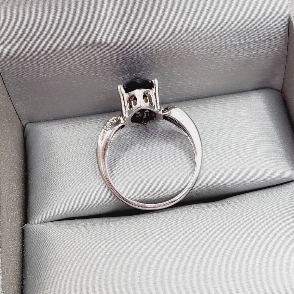 Amethyst Ring - Picture 7 of 8